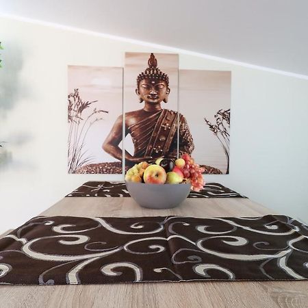 Zen Home Syracuse Luaran gambar