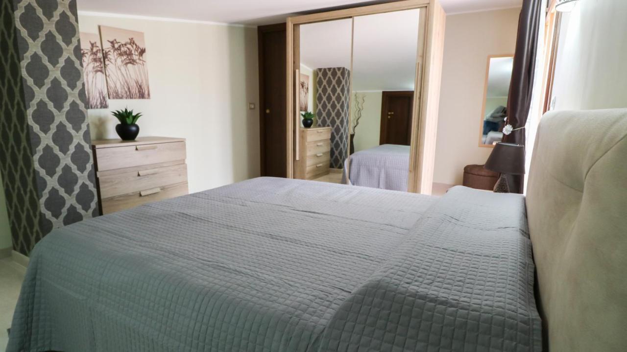 Zen Home Syracuse Luaran gambar