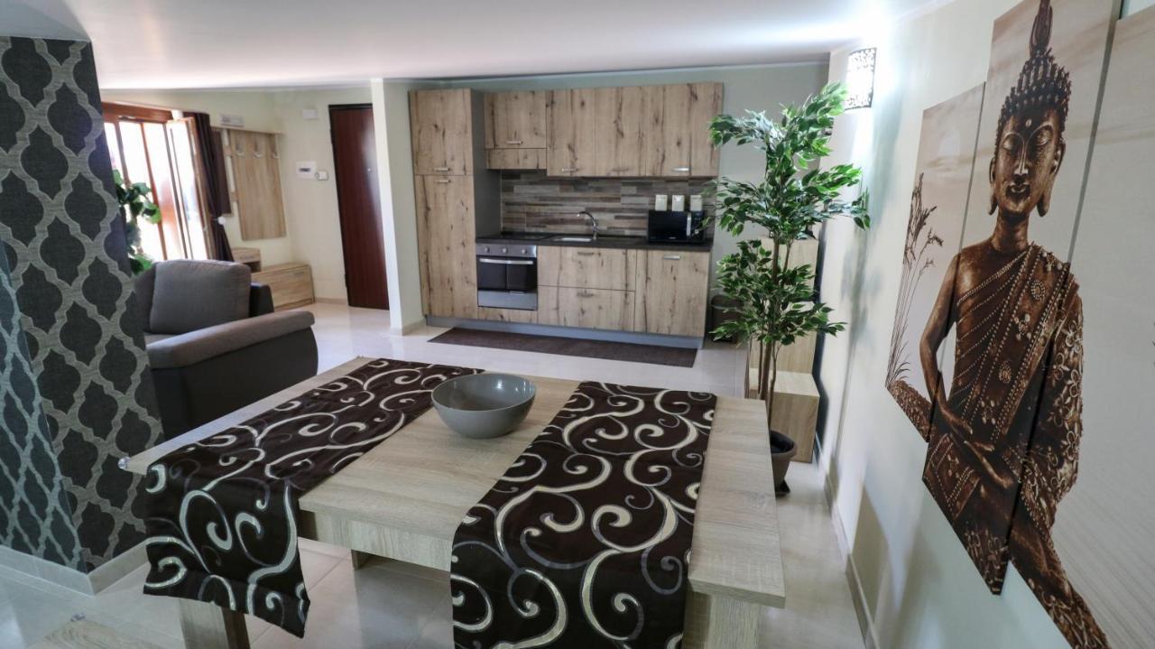 Zen Home Syracuse Luaran gambar